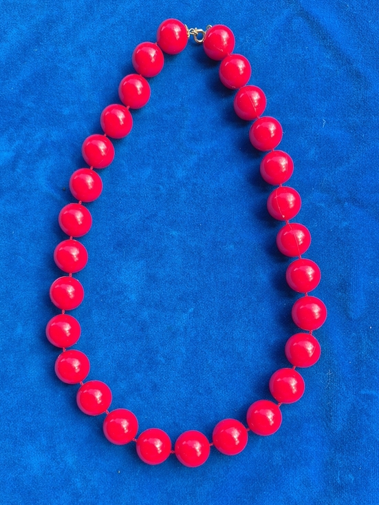 Jewelry - Red Statement Bead Necklace